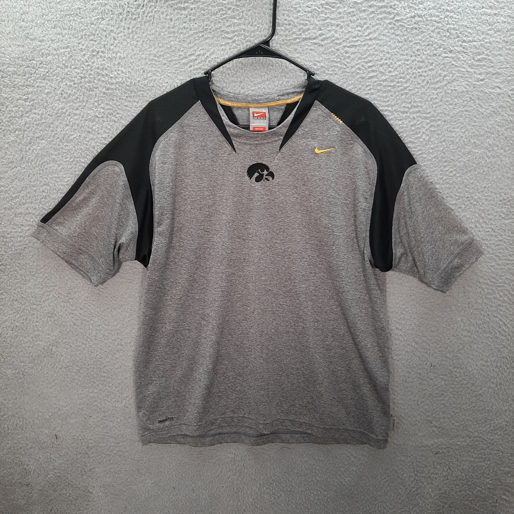 Iowa Hawkeyes Shirt Adult Large Gray‎ Black Nike Fit Dry NCAA College Sports Tee